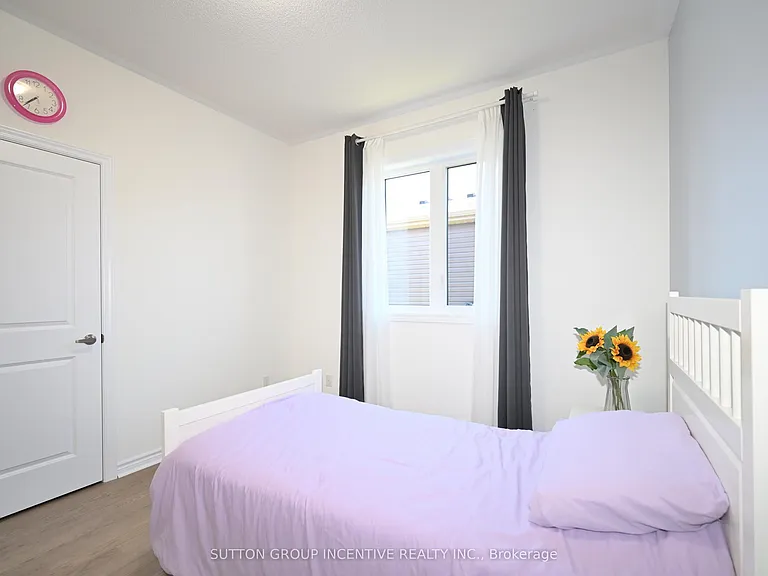 23 Beatrice Dr — Photo 29