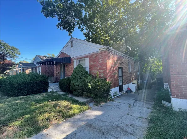 1262 Grant Dr, Saint Louis, MO 63132