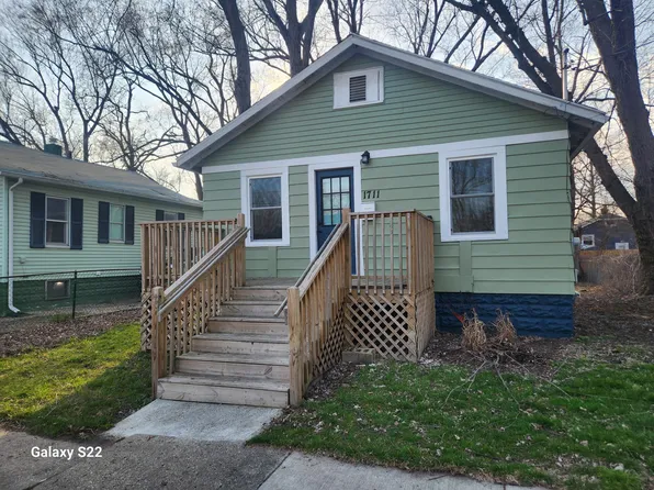 1711 Union St, Kalamazoo, MI 49007