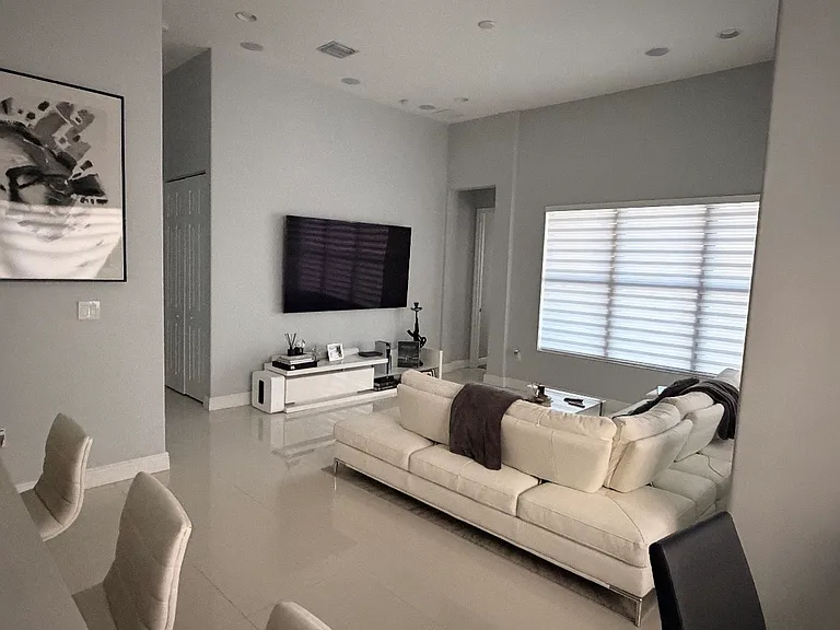 5151 Monza Ct — Photo 6