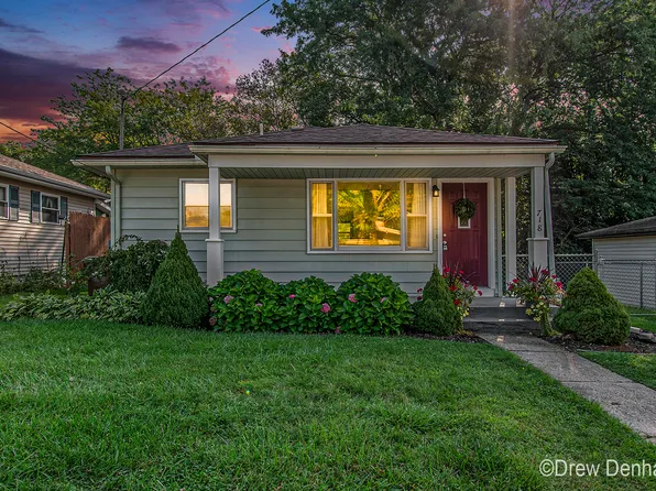 718 Roselawn Dr, Ionia, MI 48846