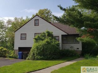 13 Snyder Rd, Fords, NJ 08863