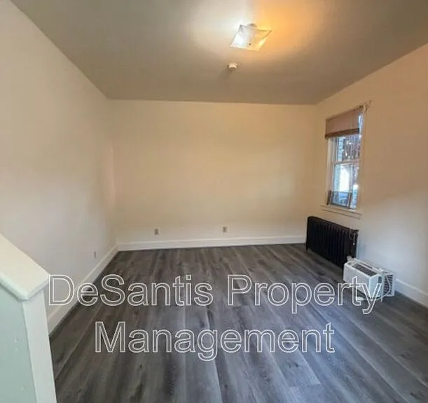 210 N Liberty St #3 — Photo 11