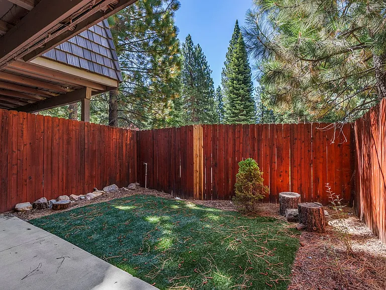 861 Southwood Blvd #30 — Photo 23