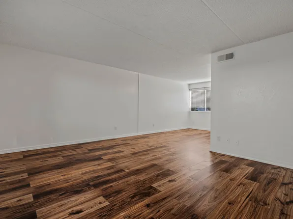 7141 N 16th St #35, Phoenix, AZ 85020
