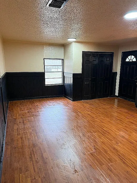 3 bed, 1536 sqft, $1,100 — Photo 2