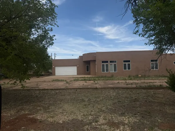 3312 Luna Dr, Las Vegas, NM 87701