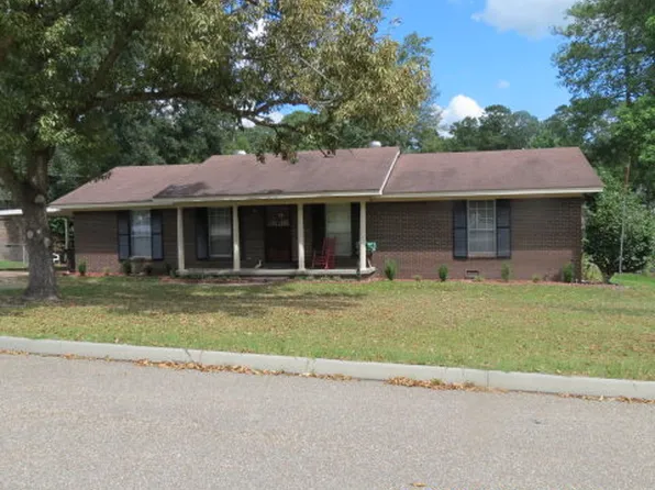 1716 Berman St, Andalusia, AL 36421