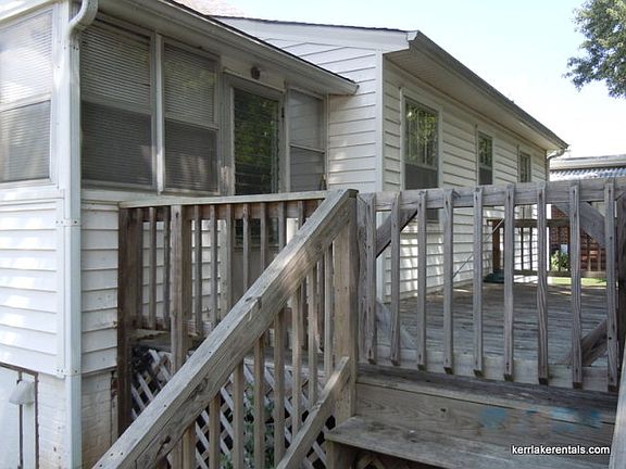 3rd image of 157 Grace St
