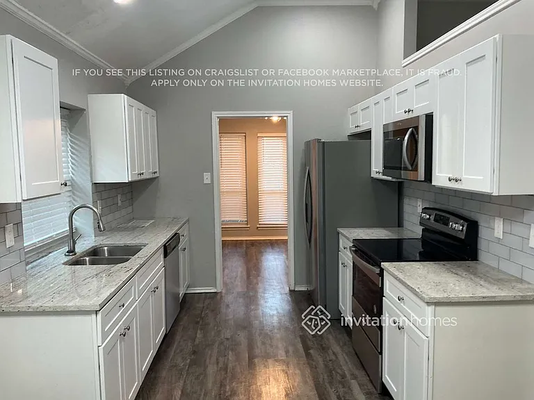 7510 Estates Way — Photo 4