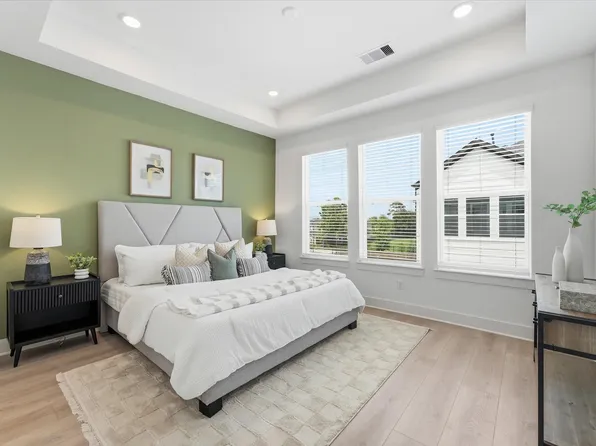 267 De Boll St, Houston, TX 77022
