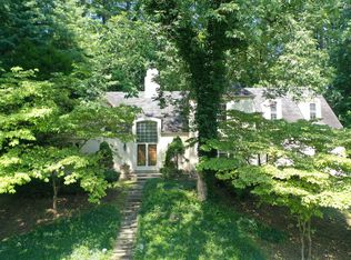 220 Hansell Rd, Newtown Square, PA 19073