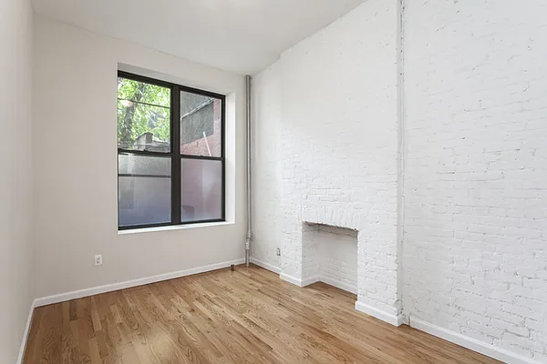 Rented by Compass | media 9