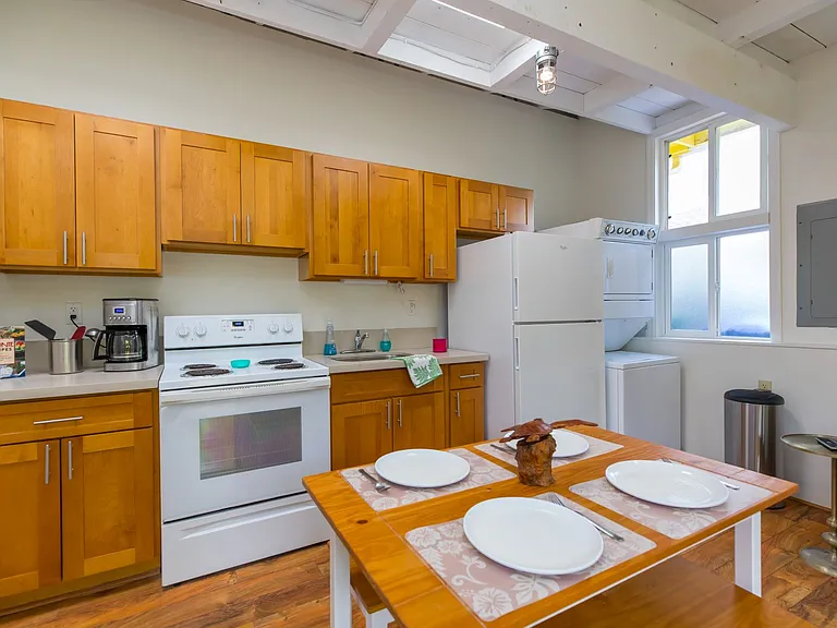 146A Maluniu Ave #A — Photo 11