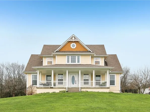 26103 E 203rd St, Pleasant Hill, MO 64080
