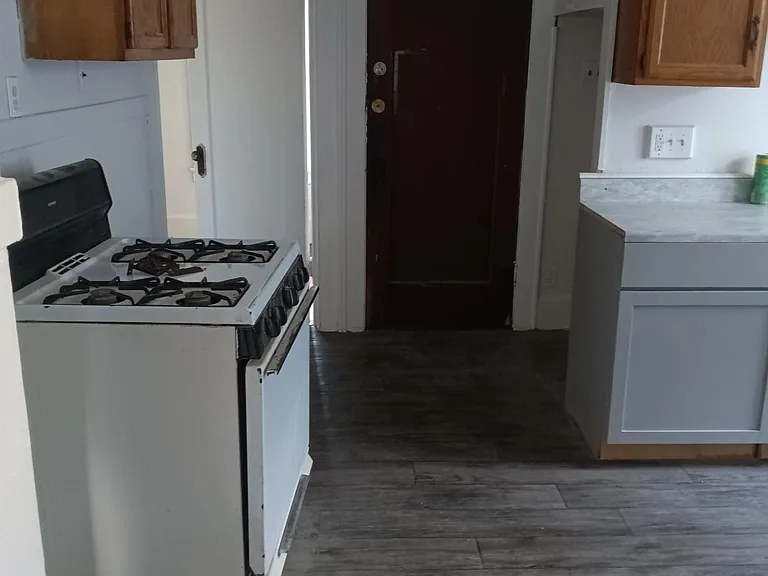 227 Garfield Ave #2 — Photo 18