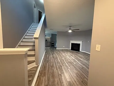 4 bed, 2036 sqft, $2,395 — Photo 3