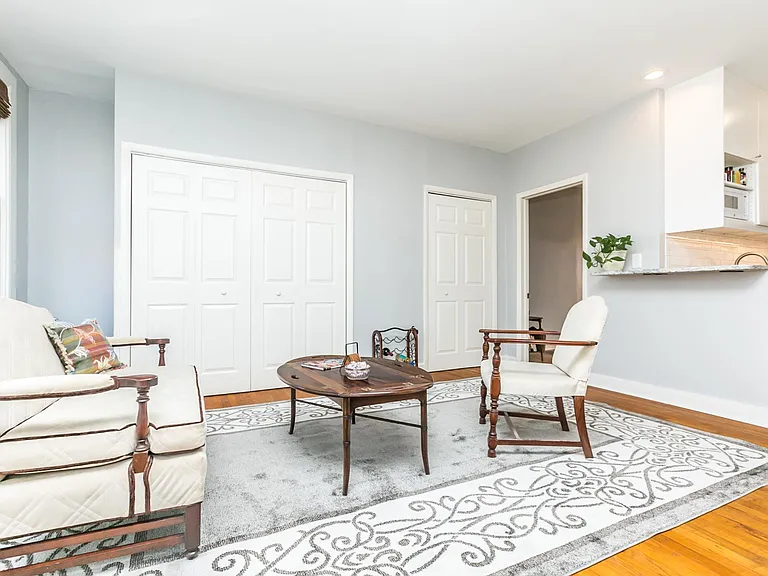 1210 Bolton St #3F — Photo 4