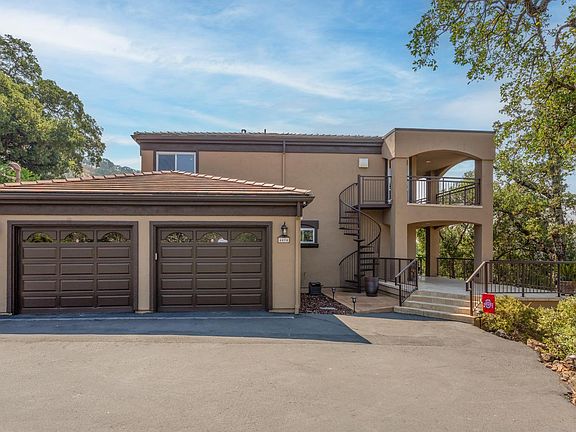 4th image of 4484 Green Valley Road