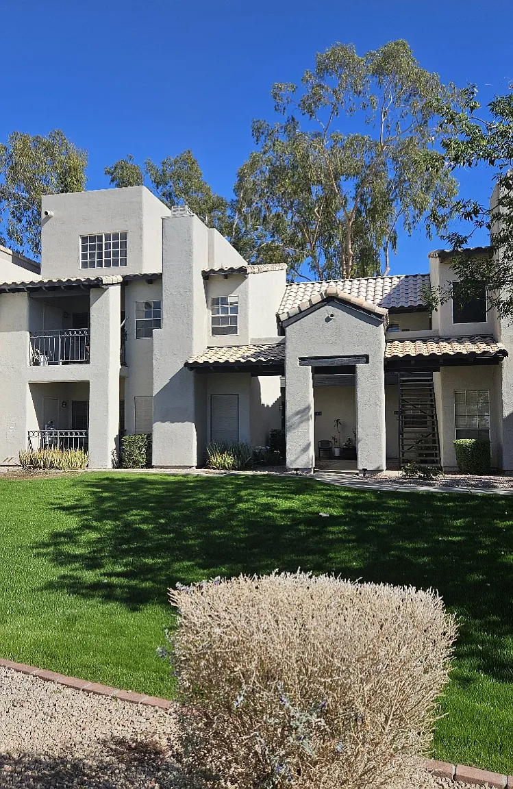 2 bed, 1108 sqft, $1,800 — Photo 1