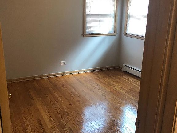4th image of 6920 N Rosemary Ln #1W