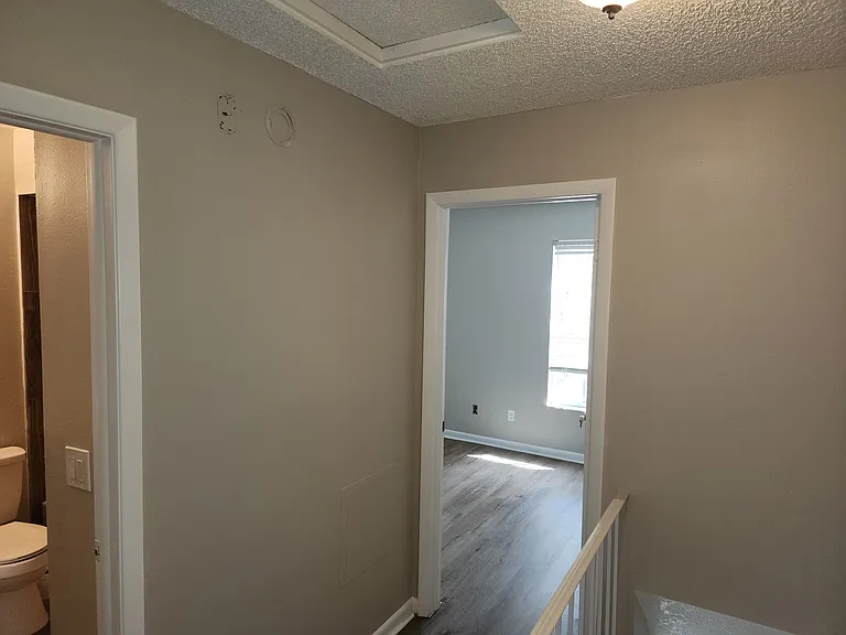 11339 Grandville Dr — Photo 4