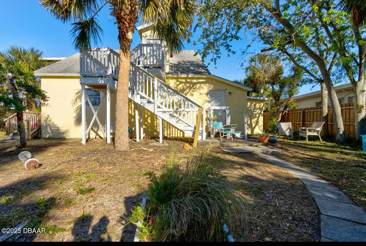 Building Photo - 421 N Peninsula Dr #3