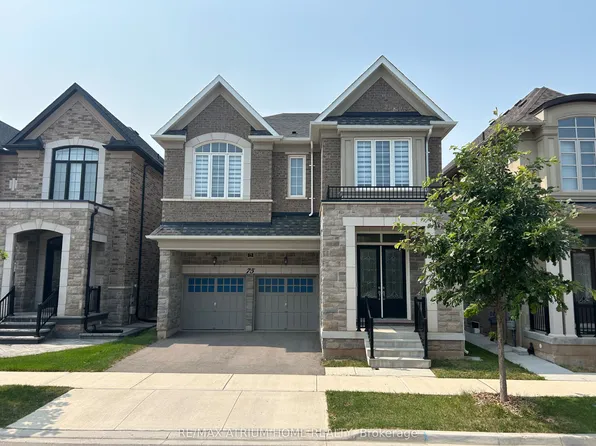 75 Carnegie Dr, Oakville, ON L6H 0W1