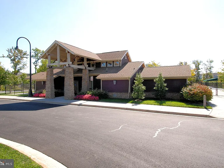 42977 Thornblade Cir — Photo 29