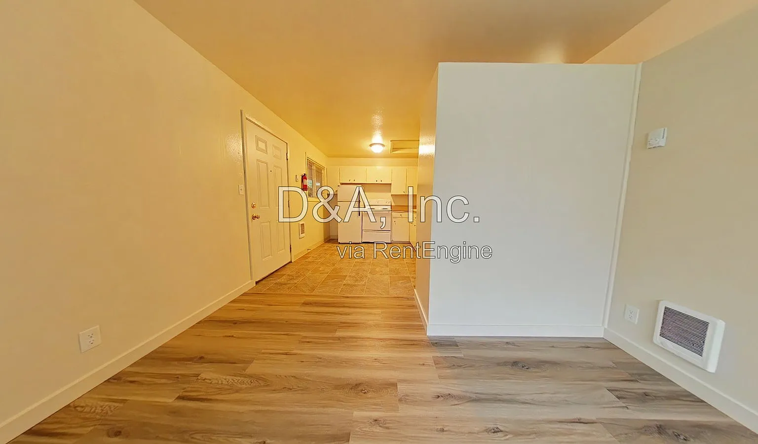 2 bed, 1.0 bath, 600 sqft, $1,395 — Photo 2