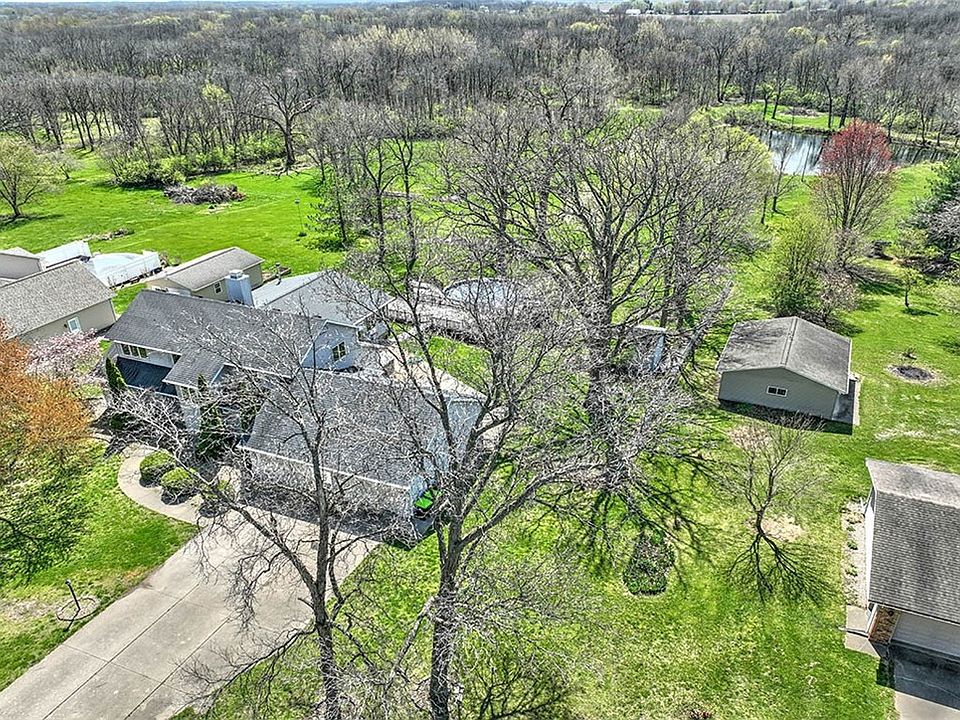 8455 Hickory Hills Dr, Argenta, IL 62501 Zillow