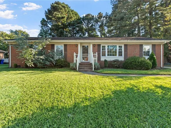 5817 Craneybrook Ln, Portsmouth, VA 23703