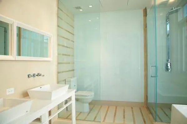 Sold by Urban Marketing--District | media 8