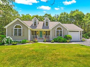 425 Currier Rd, East Falmouth, MA 02536