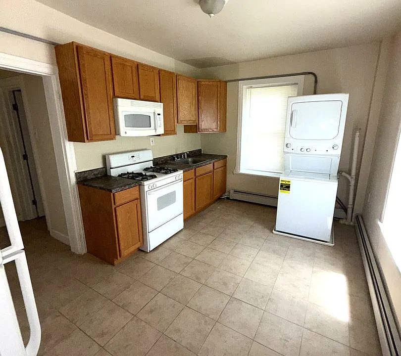 Mount Pleasant Ave W 134