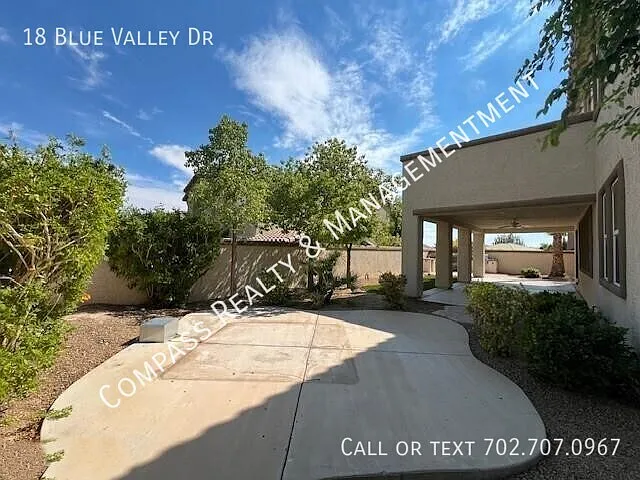 18 Blue Valley Dr — Photo 5