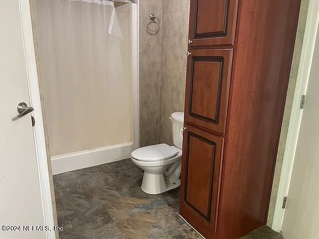 8891 Snellgrove Ave E — Photo 11