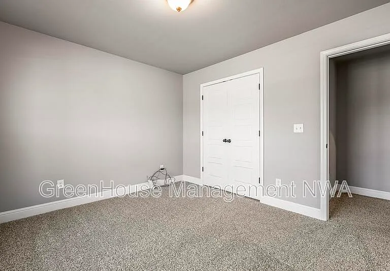 971 Redfree Dr — Photo 23