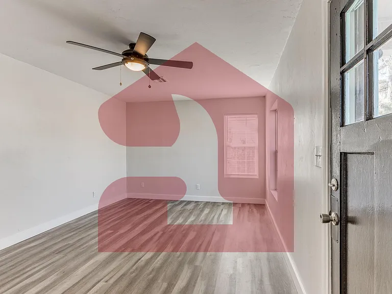 1220 NW 91st St — Photo 17