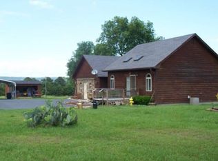 2393 Crow Mountain Rd, Russellville, AR 72802