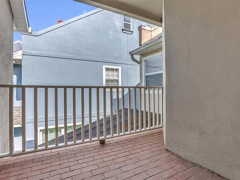 2165 Ridgewood St — Photo 22