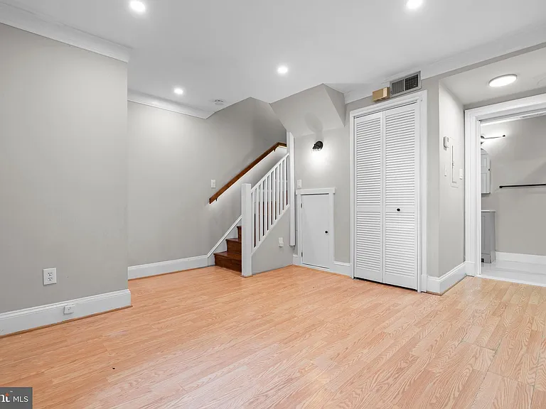 1326 Vermont Ave NW #4 — Photo 18