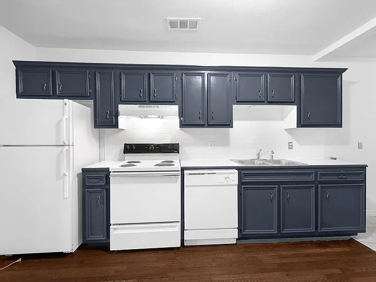 4109 Jack St #4 — Photo 5