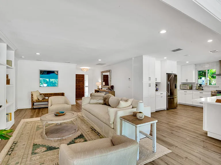 1830 E Sandpiper Rd — Photo 3