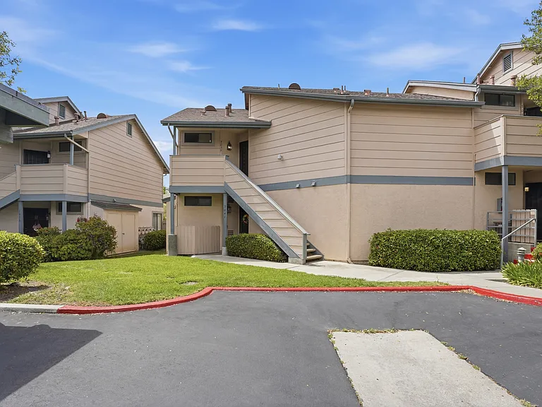3039 Brookpine Ct — Photo 23