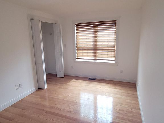 5th image of 23 South St #1