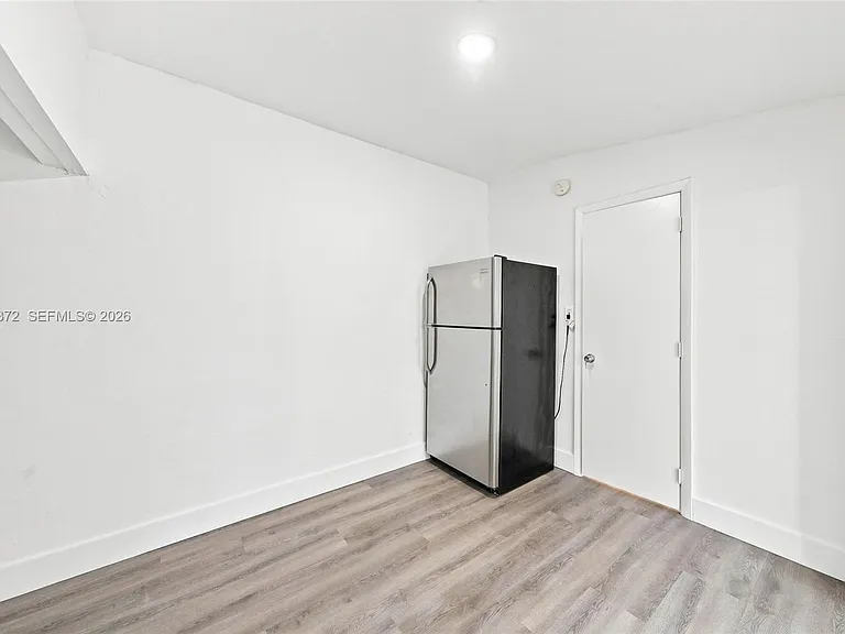 128 NW 9th Ave #6 — Photo 12