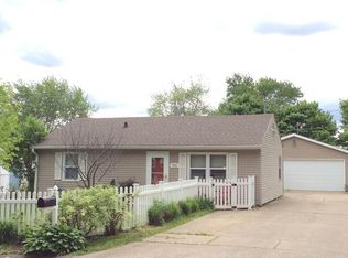 7302 Oak St, Davenport, IA