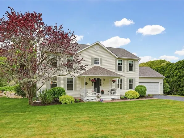 28 Rock Ridge Rd, Westerly, RI 02891