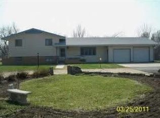 3405 N Kansas Rd, Newton, KS 67114